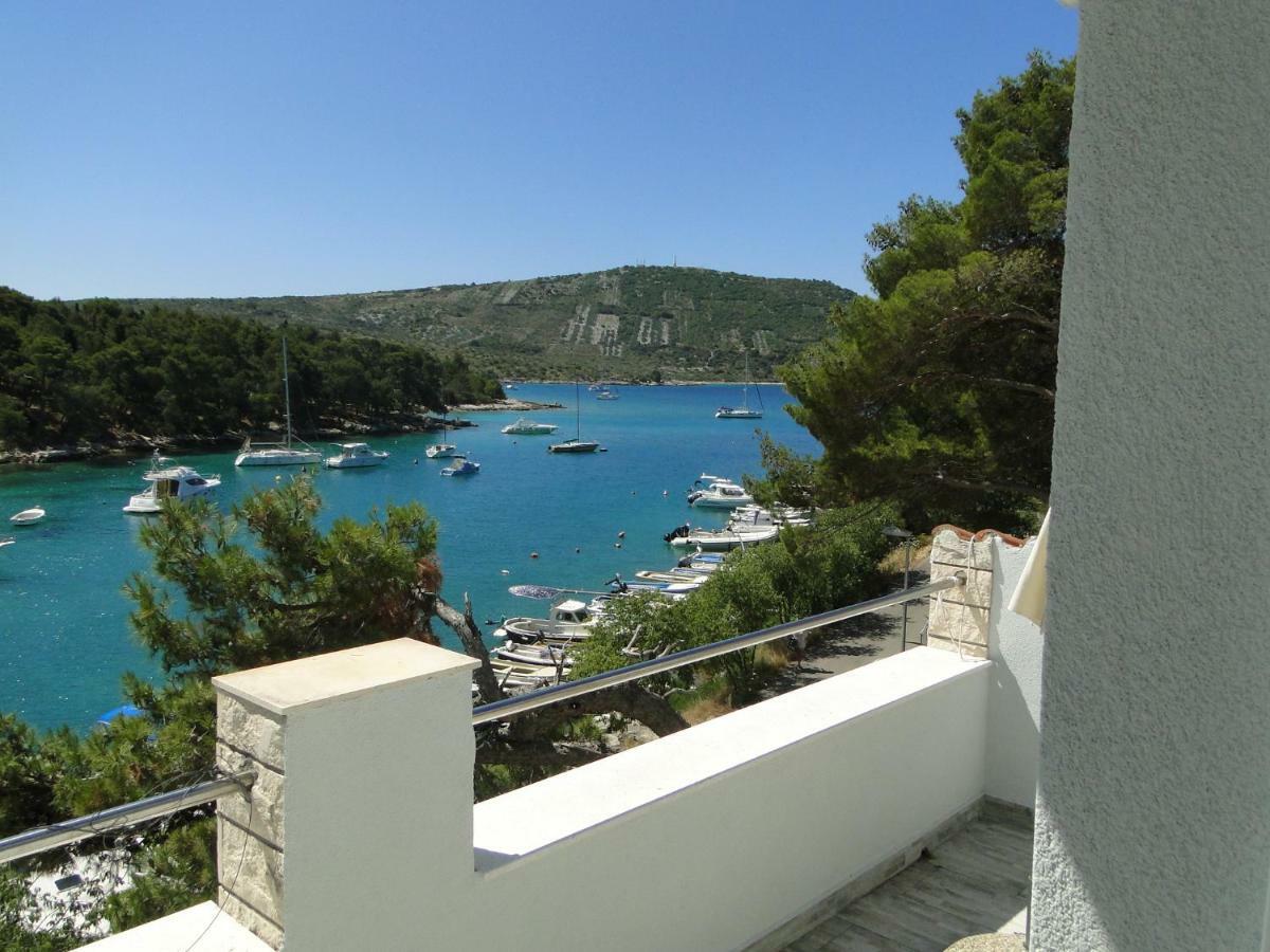 Mir Apartments Primošten Екстериор снимка